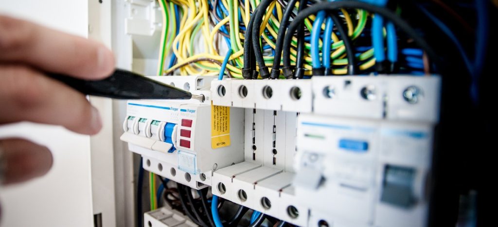 Building Electricity kitabu